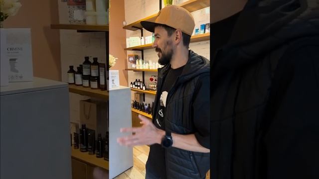 Стойка ресепшен в салон красоты. смотреть онлайн