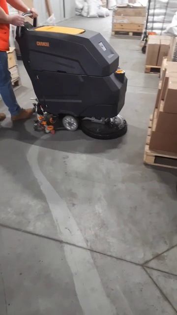 Запуск поломоечной машины на объекте клиента, с нашим? смотреть онлайн