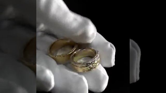 Авторские обручальные кольца с рельфной поверхностью смотреть онлайн