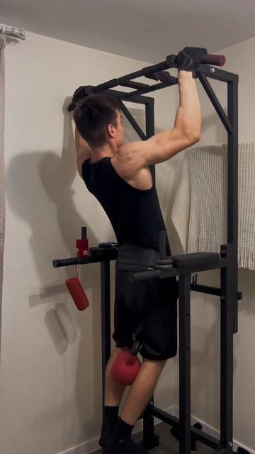 Подтягивания для роста и силы и мышц спины #pullup #рекоме смотреть онлайн