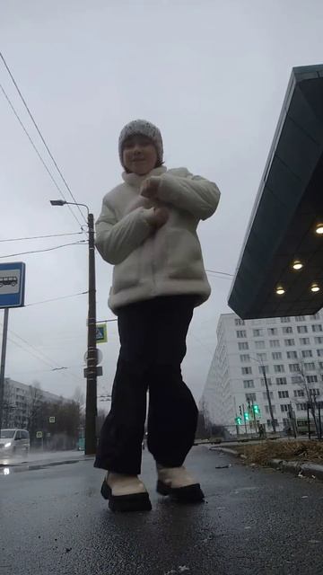 У кого есть снег давайте менятся?? #валя #dance #рек #танцы смотреть онлайн