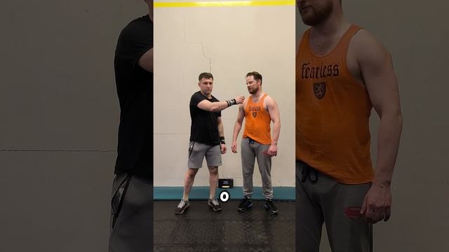 Тренировка: рывки, прыжки, отжимания, выпады. #crossfit #wod #s смотреть онлайн