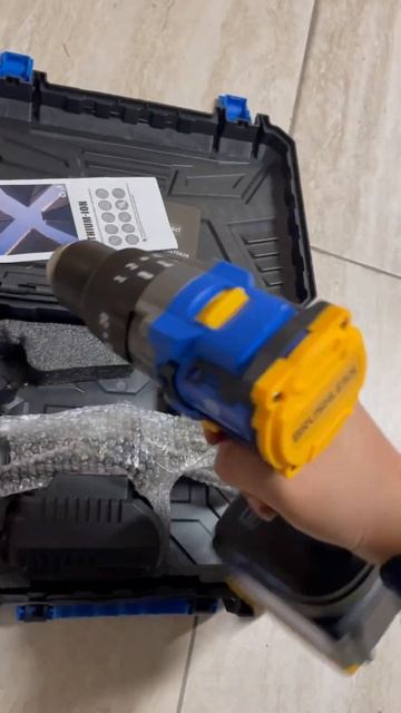 Шуруповерт для ледобура IRON WARRIOR Шуруповерт, 21 В, 150 Нм, 2 смотреть онлайн