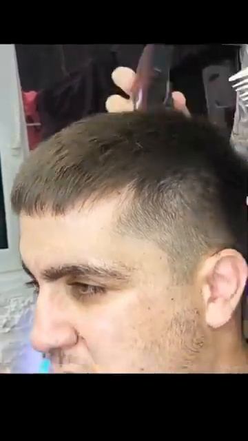 Машинкой по росту волос на голове // Машинкой и насадко смотреть онлайн