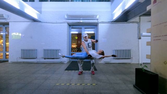 2022-01-29 (08) 20-39 (суб) VicIVA + ValeSTAR Dancing Exhibition hustle acro zurzumcafe ЦурЦум смотреть онлайн