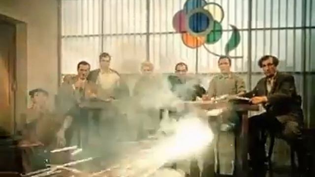 Прикол с хлопушкой смотреть онлайн