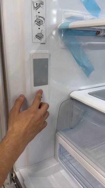 Холодильник SHARP смотреть онлайн