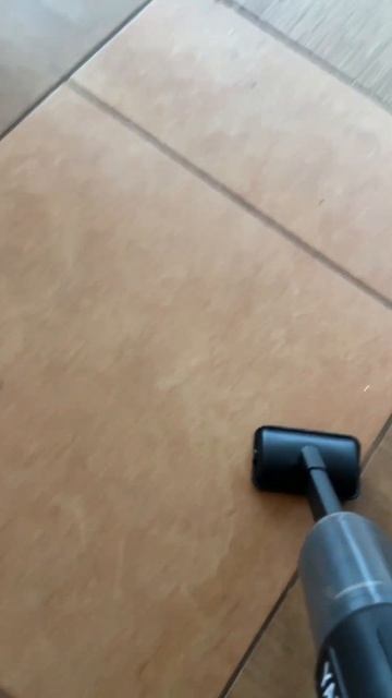 Пылесос аккумуляторный универсальный, 6 насадок в ком? смотреть онлайн