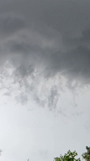 #перваягроза #погода #москва #облака #гроза смотреть онлайн