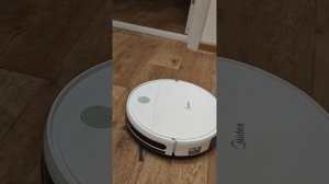 Звуковая индикация робота-пылесоса Midea VCR04W