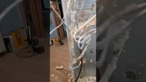 Распениваем Либхер. Замена трубок в холодильнике.