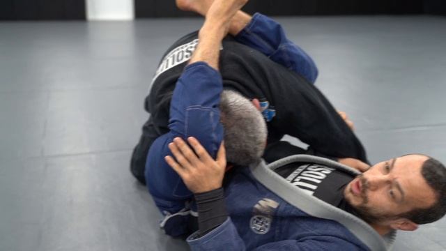5 .Arm Bar from High Guard gi