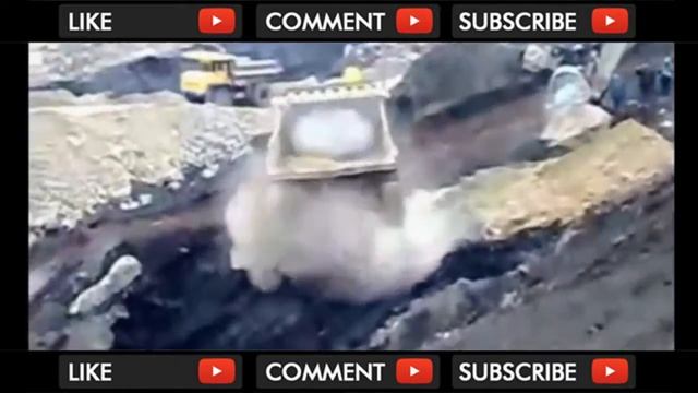 BelAZ And Komatsu - Death Of The Titans. БелАЗы и Комацу - Смерть Титанов