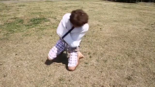 Освобождение из смирительной рубашки. KasperX.com (Каспер ИКС) смотреть онлайн