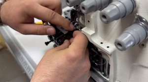 Замена ножей на промышленном оверлоке