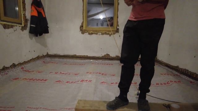 Утепляем полы. Жизнь в деревне после переезда. смотреть онлайн