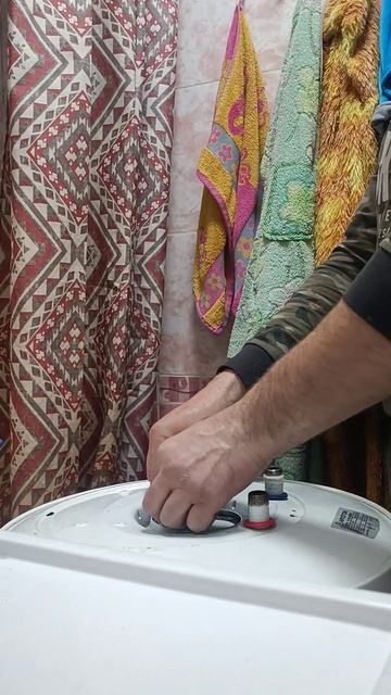 Чистка водонагревателя Аристон. #чисткаводонагреват? смотреть онлайн