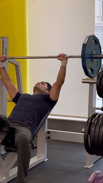 Лучшая тренировка грудных мышц смотреть онлайн