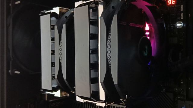 Работа вентиляторов кулера DEEPCOOL GamerStorm Assassin III 1082 rpm смотреть онлайн