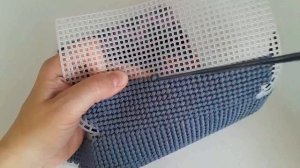 Сумка из полиэфирного шнура на пластиковой канве