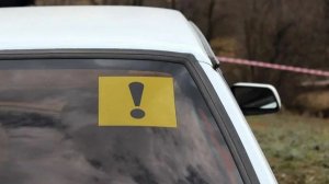 Эксперт рассказал, когда можно снять знак начинающий водитель