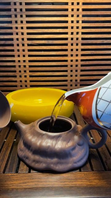 CH-01. Чайник Лин Чжи 茶壶 смотреть онлайн