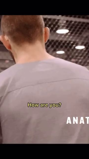 Отец Хабиба ругает его за опоздание перед боем с Дасти смотреть онлайн