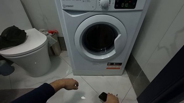 СМА Indesit - вибрация и шум во время отжима. CMA Electrolux - ошиб