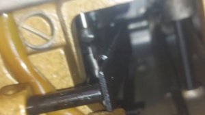 Машинка не продвигает ткань ?  Решение очень простое. (