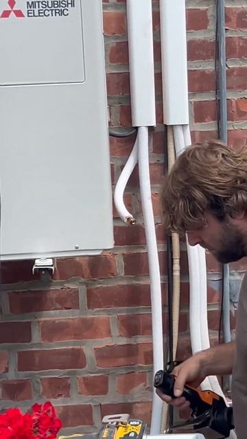 Опять чудовальцовка в деле. Нью Йорк установка кондиц смотреть онлайн