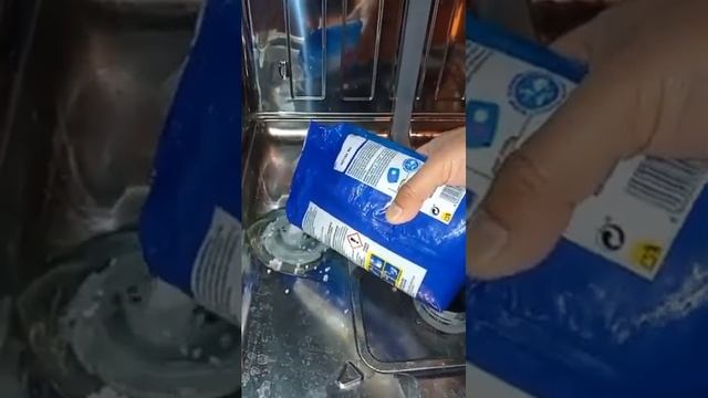 Посудомоечная машина не включается и в ней нет соли О? смотреть онлайн