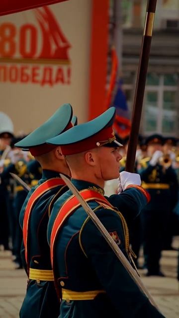 Главное управление МЧС России по Свердловской области стало частью грандиозного Парада Победы смотреть онлайн