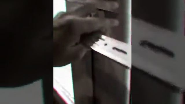 эй...яблоко  (Created With @Magisto)