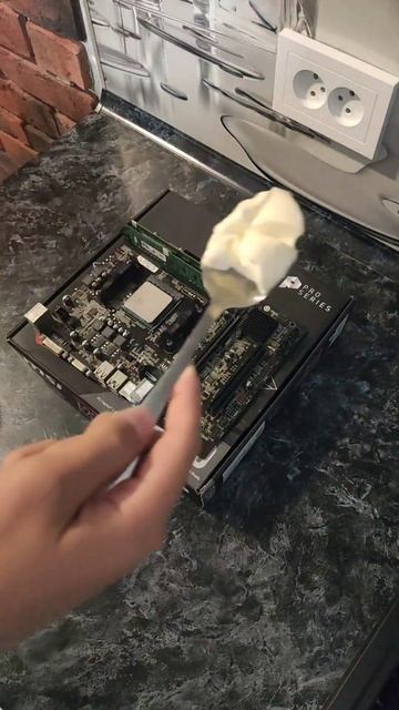 СЛИТЫЕ КАДРЫ С DNS СЕРВИС смотреть онлайн