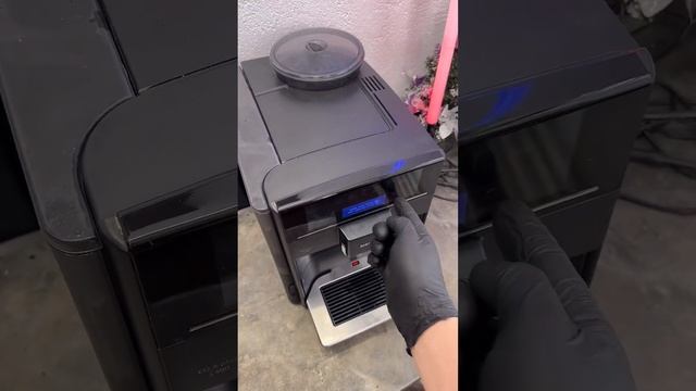 Кофемашина Siemens Eq6 обратитесь в сервис. Подробнее на ви