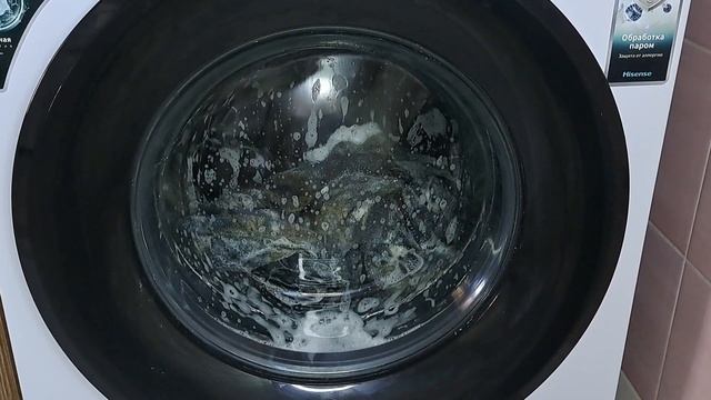 Hisense WF3S6021BW: АВТОМАТИЧЕСКАЯ 40°; 600 об/мин- начало стирки.