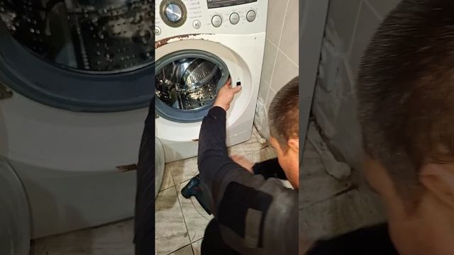 Стиральная машинка LG ошибка dE смотреть онлайн