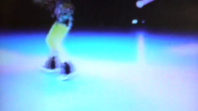 Девочка танцуэт хип хоп