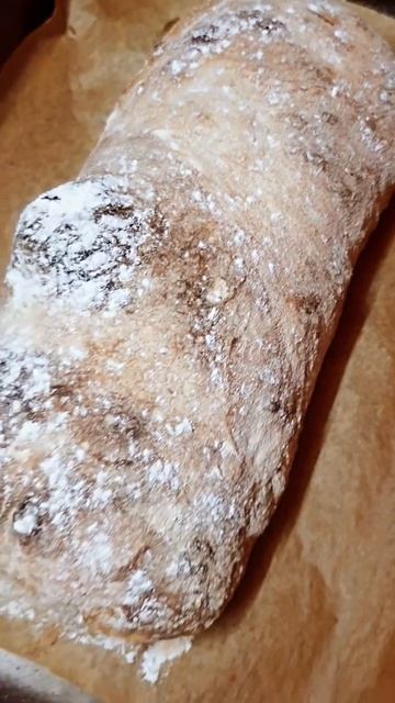 Хлеб на закваске/только что из духовки🔥 #bakery #bakerybusiness смотреть онлайн