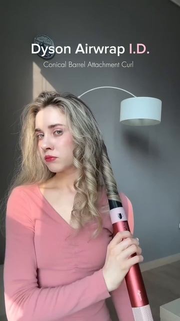 Укладка на конусовидную насадку Dyson Airwrap i.d. #dysonhair #dysonair смотреть онлайн