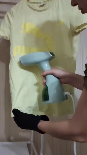 за минуту отпарила футболку! этот отпариватель творит смотреть онлайн