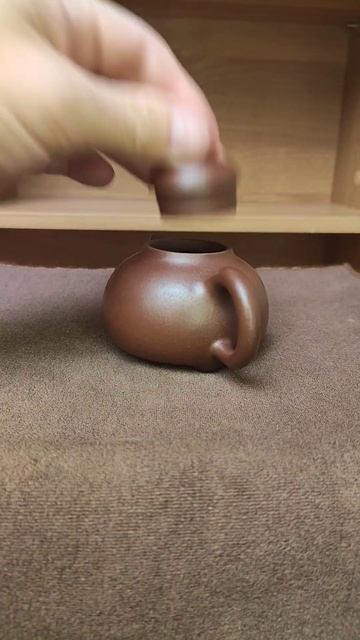 Исинский Чжоусский молочник из фиолетовой глины на 150 смотреть онлайн