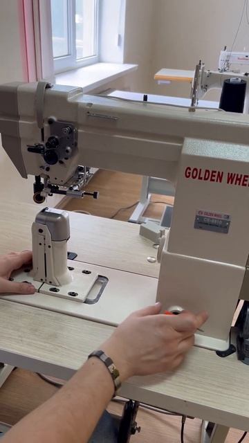 Колонковая швейная машинка Golden wheel 8810 #колонковая #шве? смотреть онлайн