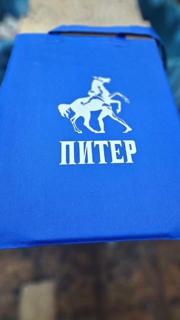 На производство мерча можно смотреть вечно. #емелин