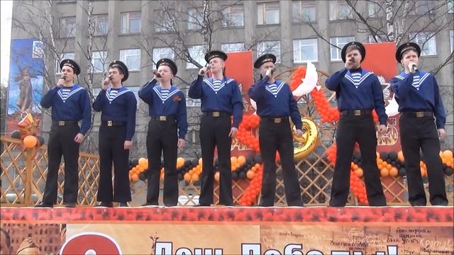 2017 День Победы - «Легендарный Севастополь» хор УГТУ смотреть онлайн