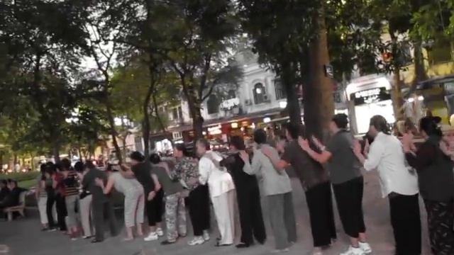 В'єтнамські спогади3....Фізкультура в парку.... смотреть онлайн