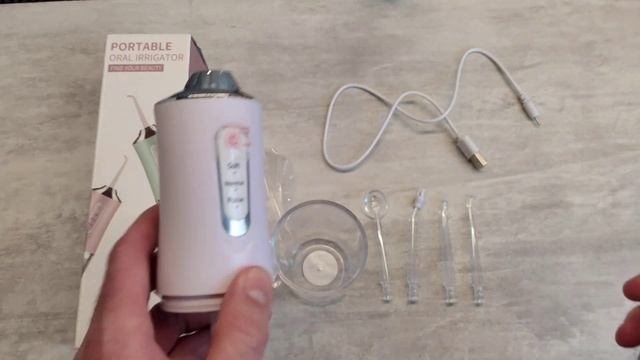 Ирригатор для полости рта, portable oral irrigator A8 смотреть онлайн