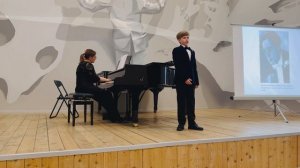 «Белеет парус одинокий» А. Варламов, М. Лермонтов. 
Исп. Шпакович Елисей.