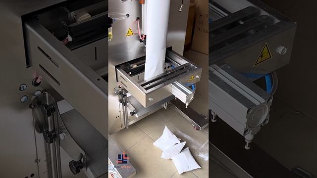 Аппарат для васовки и упаковки сыпучих продуктов СТИК смотреть онлайн