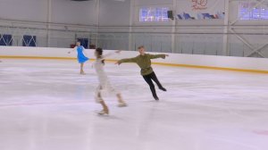 Показательные выступления фигуристов ко Дню Победы